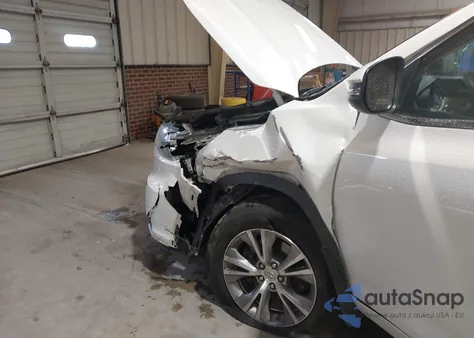 2015 Toyota Highlander Xle V6 z USA, uszkodzony, nr VIN 5TDJKRFHXFS217321